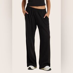 SET Active Easy Pants Black Small
